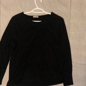 Black Wilfred 3/4 Sleeve